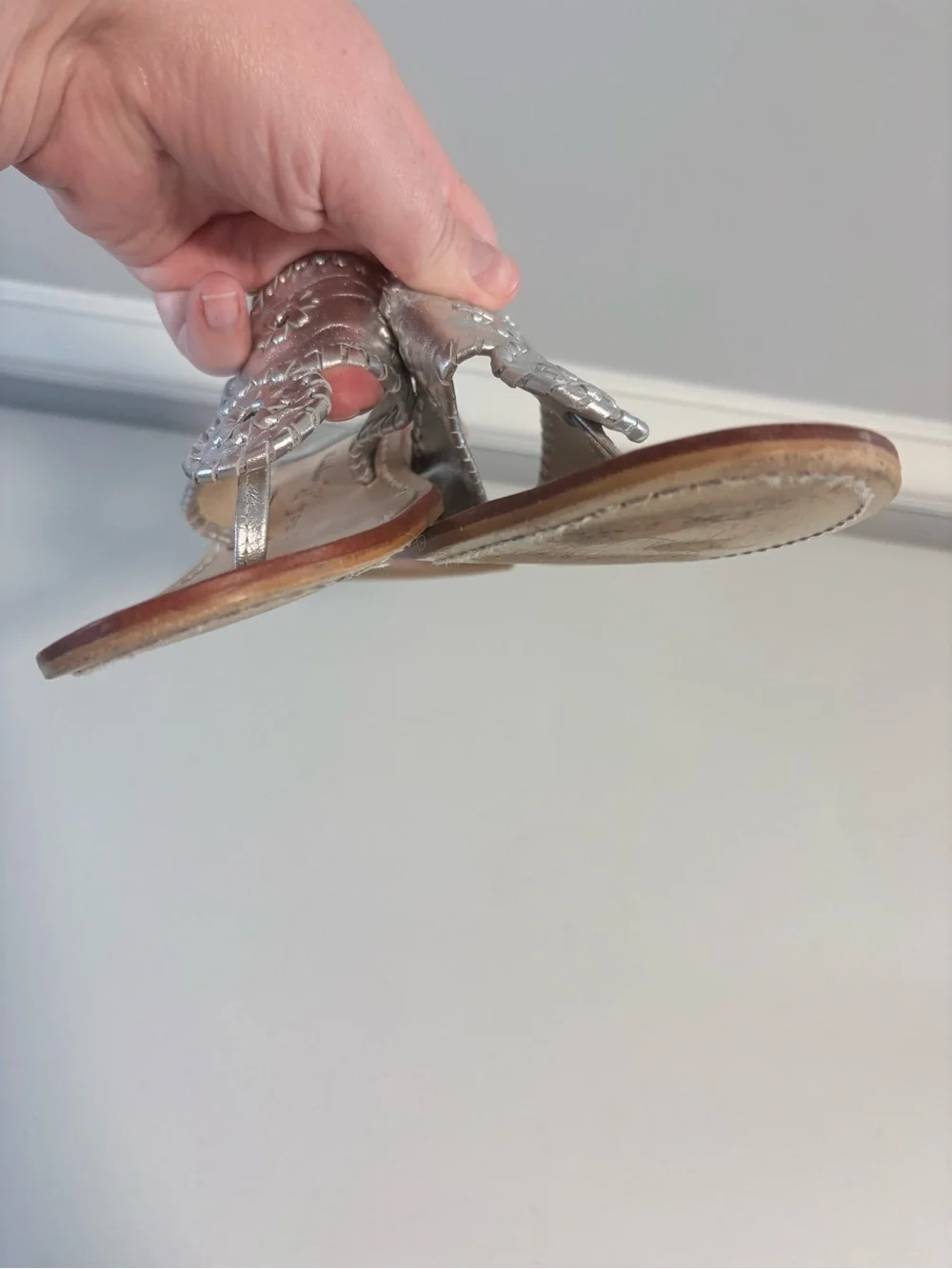 Jack Rogers Original Jacks Sandals 10 Metallic Silver Leather Thong Flip Flops